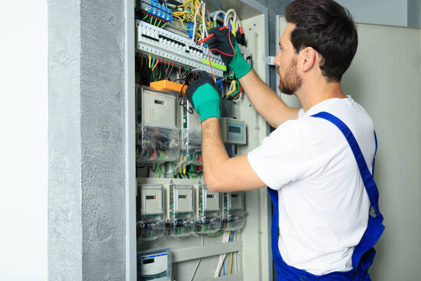 Best Circuit Breaker Repair  in Waverly, NY